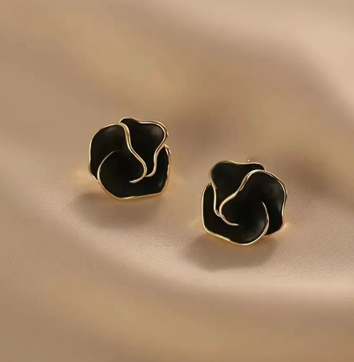 Black & Gold Camellia Flower Stud Earrings – Enamel Finish