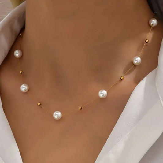 Elegant Baroque Pearl Necklace – Golden-Tone Alloy